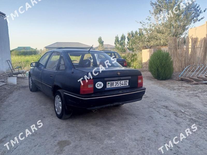 Opel Vectra 1992 - 22 000 TMT - Шабатский этрап - img 2