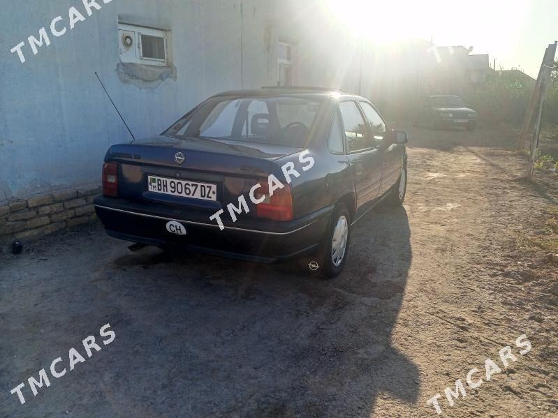 Opel Vectra 1992 - 22 000 TMT - Шабатский этрап - img 3