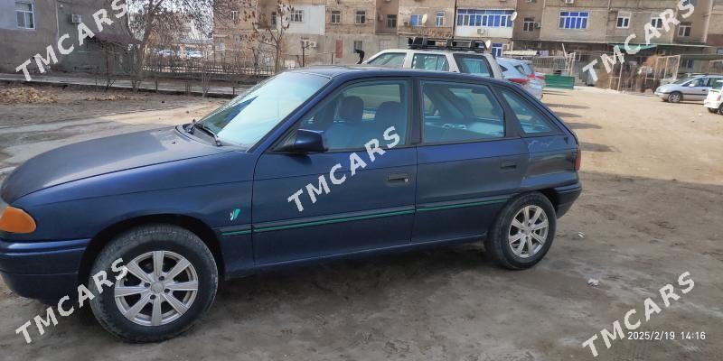 Opel Astra 1993 - 30 000 TMT - Дашогуз - img 5