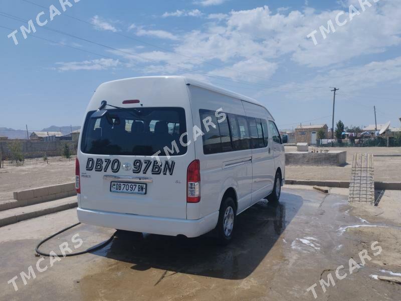 Toyota Hiace 2013 - 460 000 TMT - Балканабат - img 3