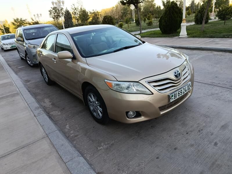 Toyota Camry 2011 - 180 000 TMT - Köneürgenç - img 4