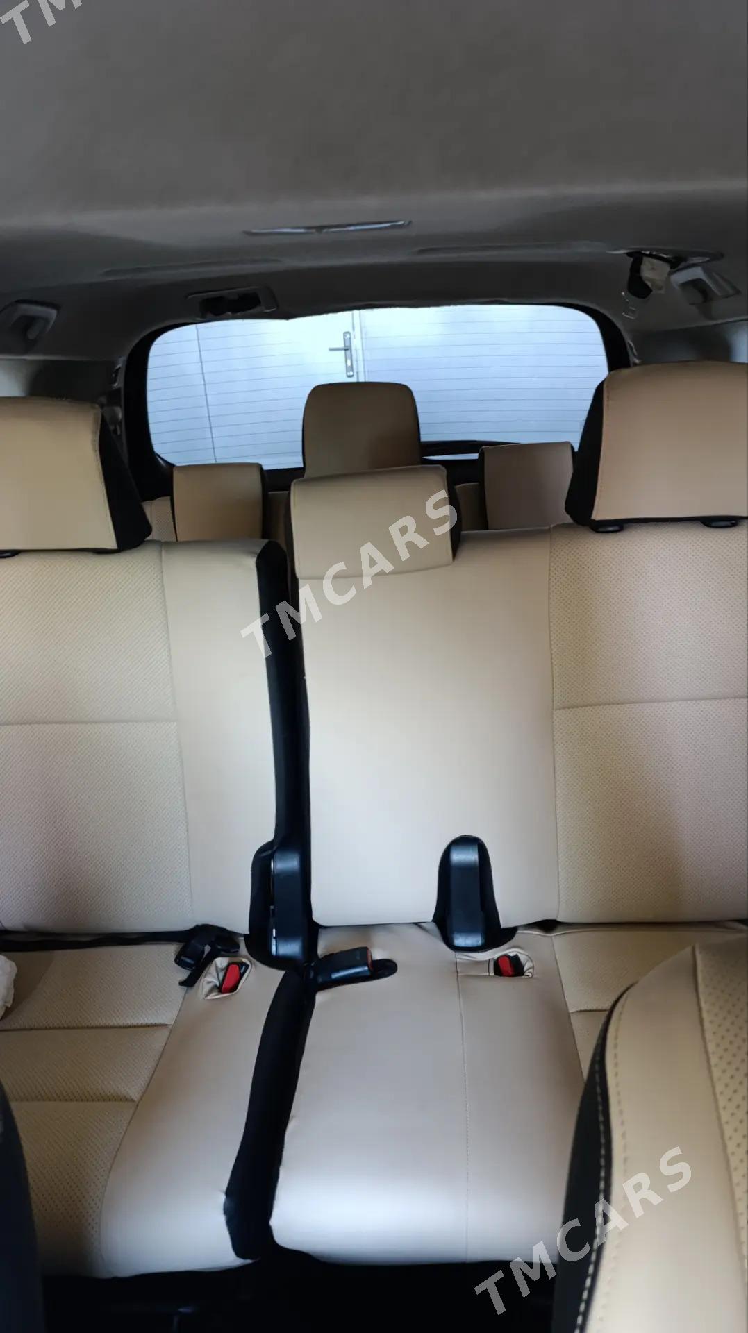 Toyota Innova 2020 - 250 000 TMT - Türkmenabat - img 2