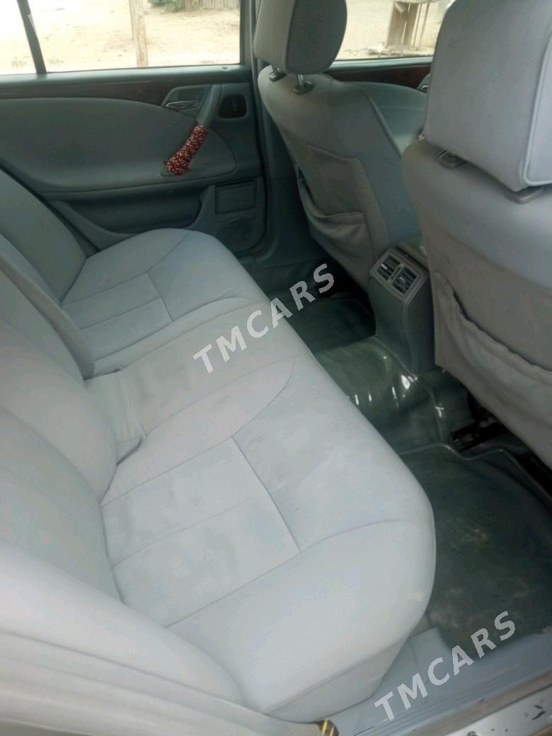 Mercedes-Benz 300E 2001 - 100 000 TMT - Хазар - img 4