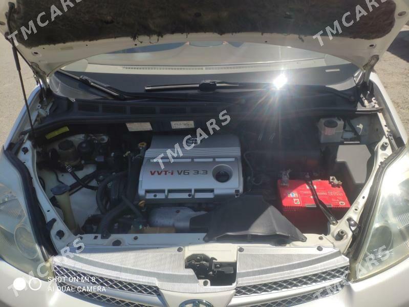 Toyota Sienna 2004 - 264 000 TMT - Türkmenabat - img 8
