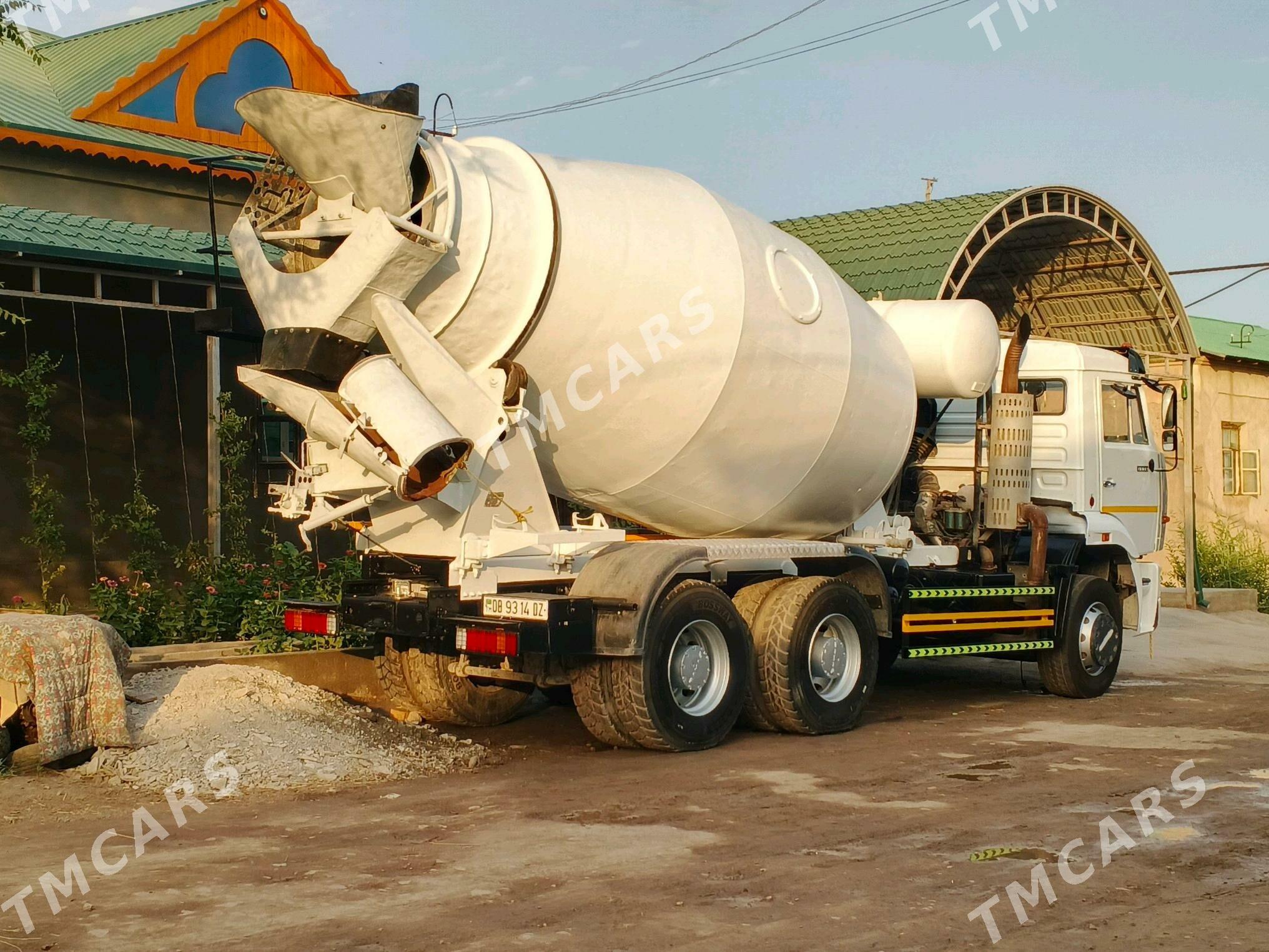 Kamaz 6520 2009 - 500 000 TMT - Gubadag - img 3