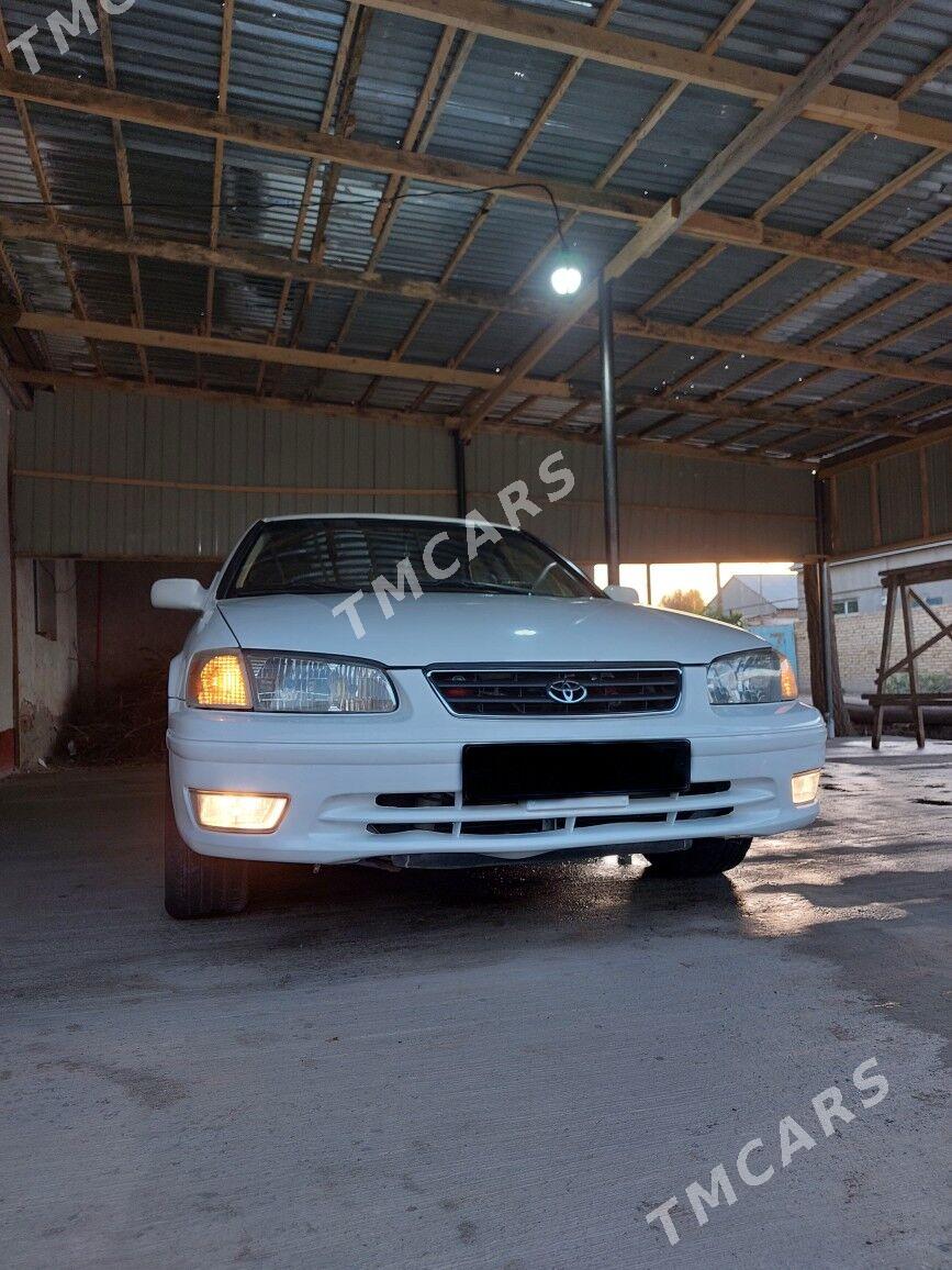Toyota Camry 2000 - 150 000 TMT - Кёнеургенч - img 9
