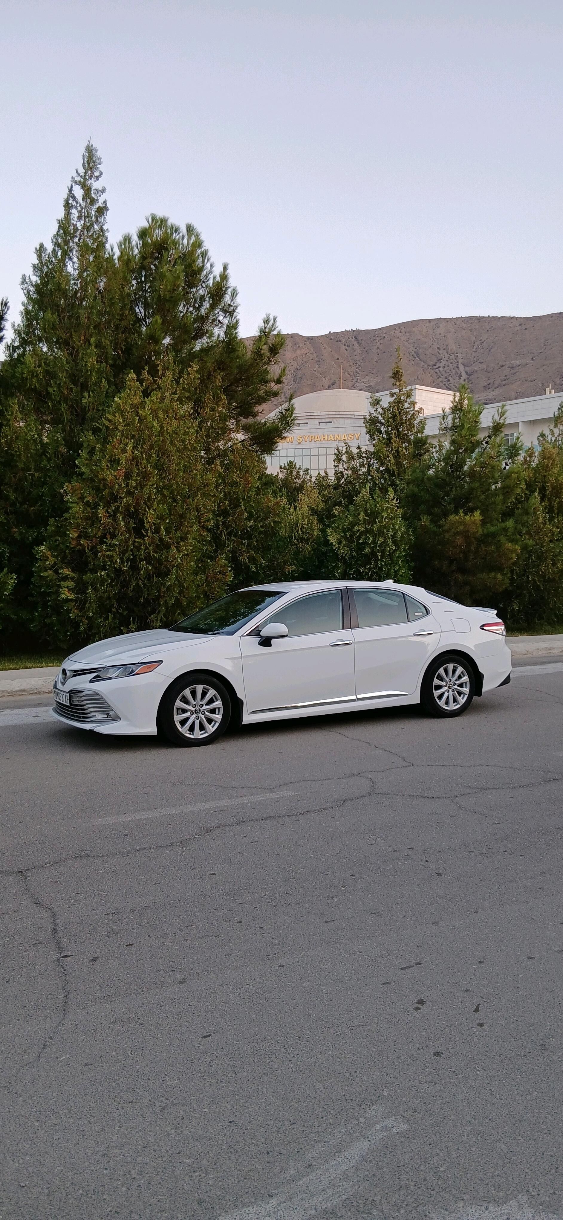 Toyota Camry 2020 - 300 000 TMT - Bäherden - img 2