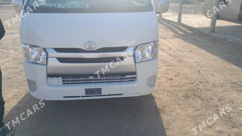 Toyota Hiace 2007 - 230 000 TMT - Etrek - img 4