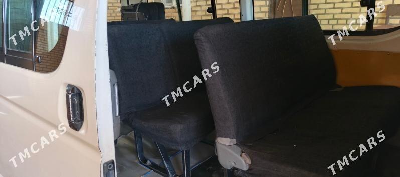 Toyota Hiace 2006 - 200 000 TMT - Mary - img 2