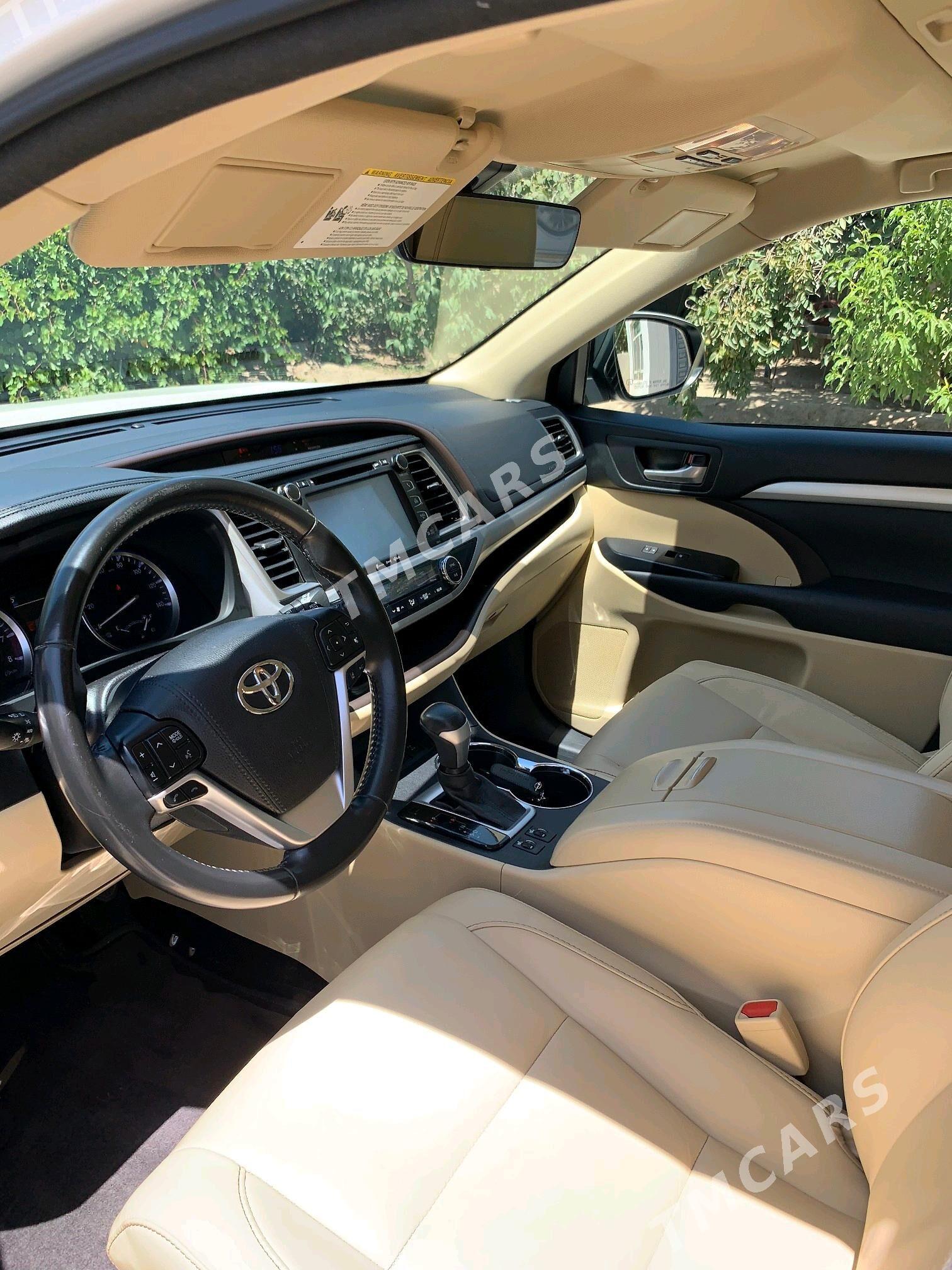 Toyota Highlander 2018 - 495 000 TMT - Aşgabat - img 7