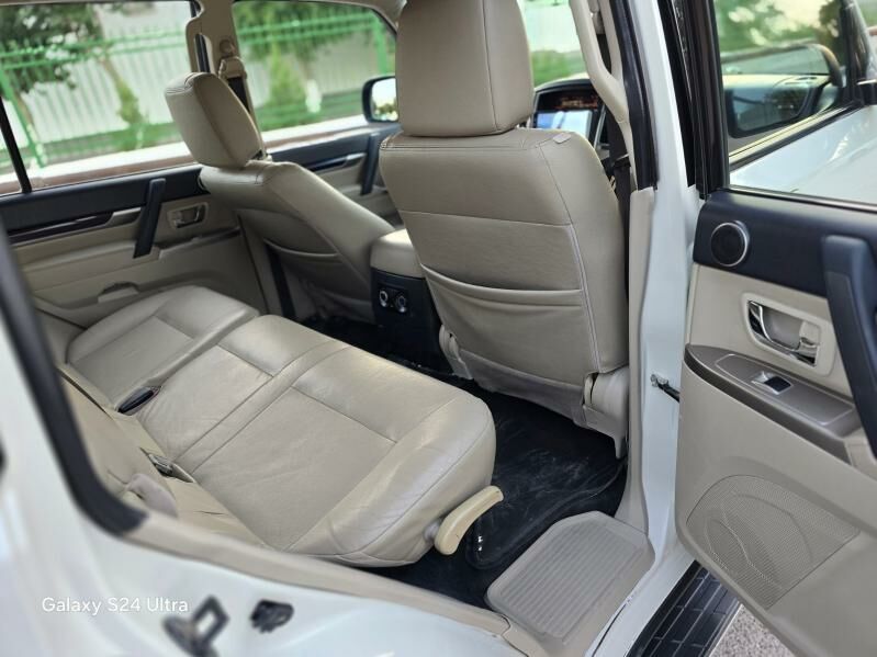 Mitsubishi Pajero 2015 - 305 000 TMT - Aşgabat - img 4