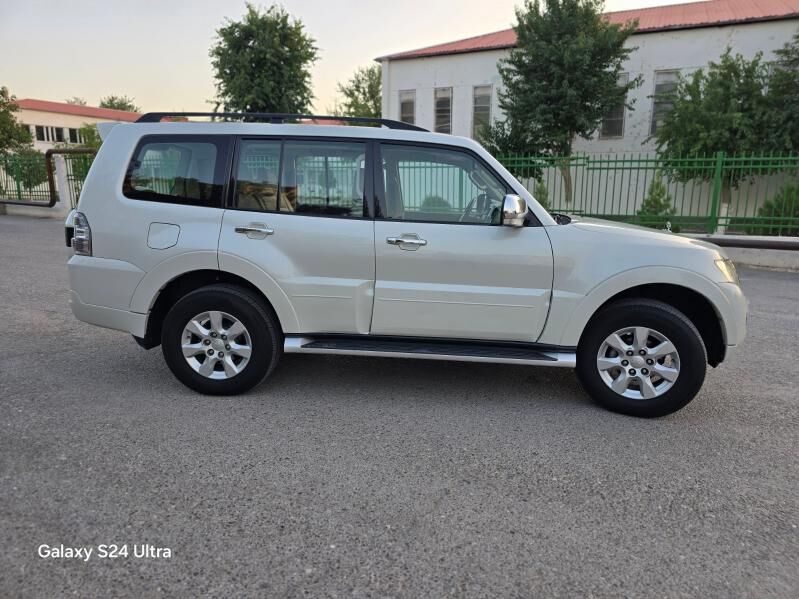 Mitsubishi Pajero 2015 - 305 000 TMT - Aşgabat - img 3