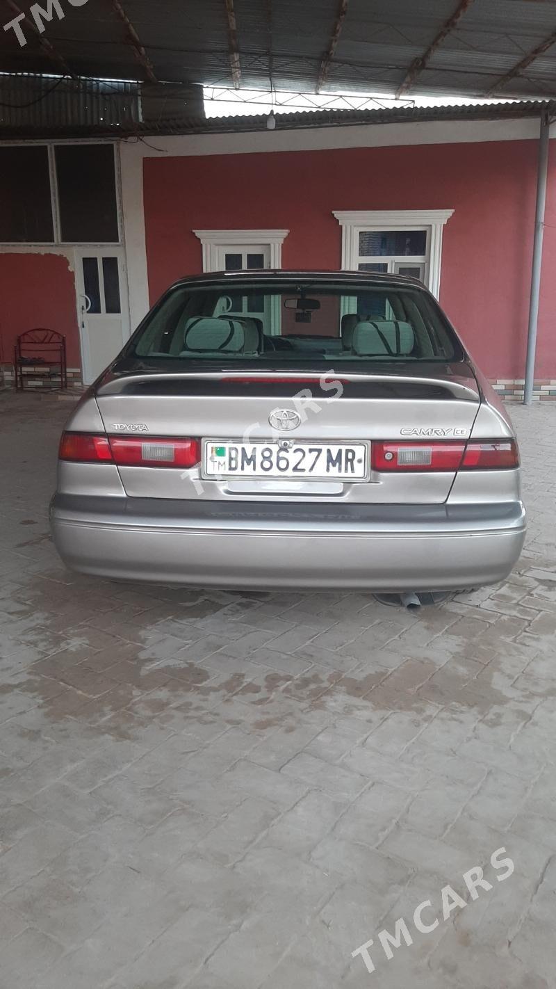Toyota Camry 1999 - 150 000 TMT - Ёлётен - img 2