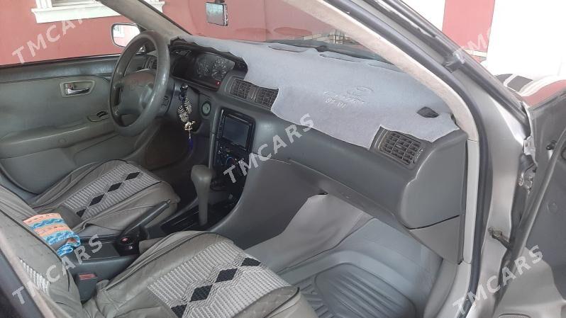 Toyota Camry 1999 - 150 000 TMT - Ёлётен - img 3