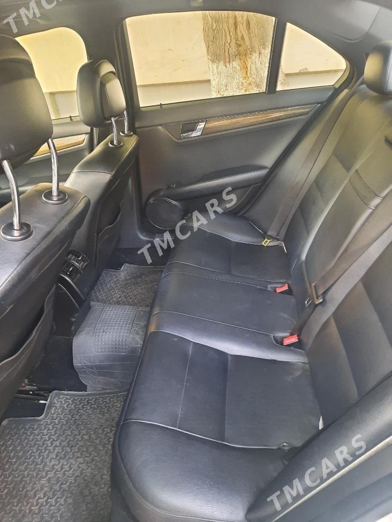 Mercedes-Benz C300 2011 - 190 000 TMT - Ашхабад - img 6