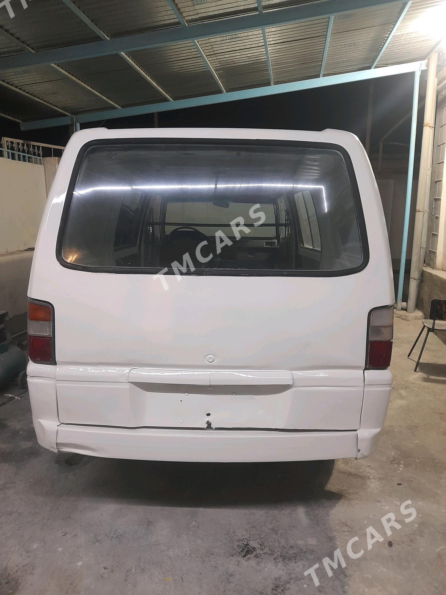 Toyota Hiace 1998 - 40 000 TMT - Hitrowka - img 3