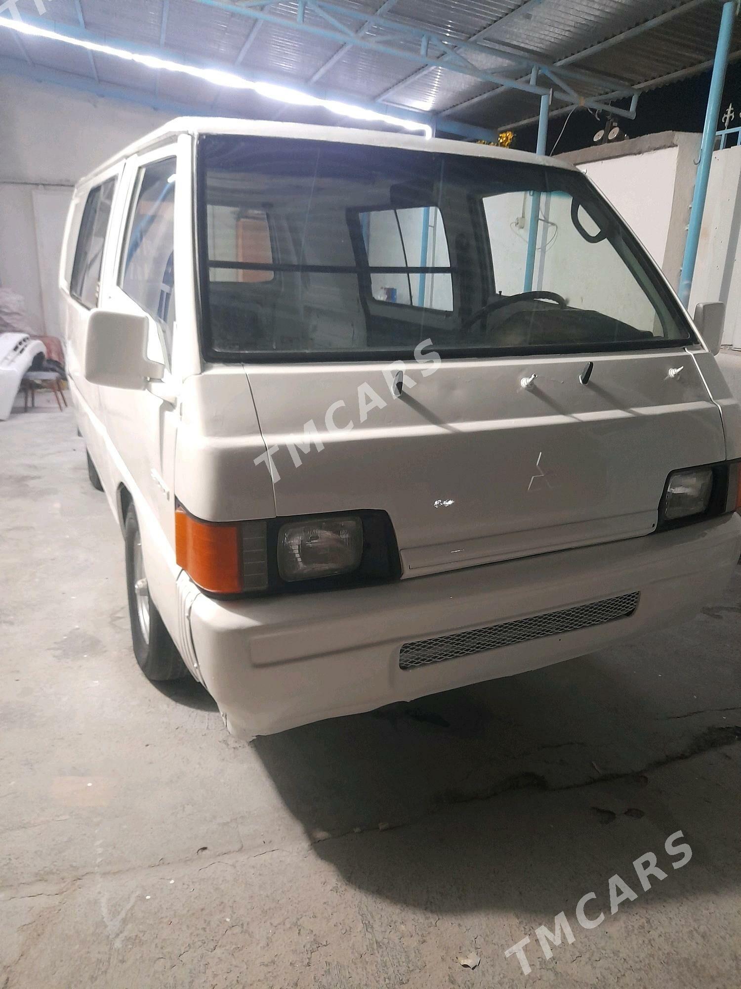 Toyota Hiace 1998 - 40 000 TMT - Hitrowka - img 5