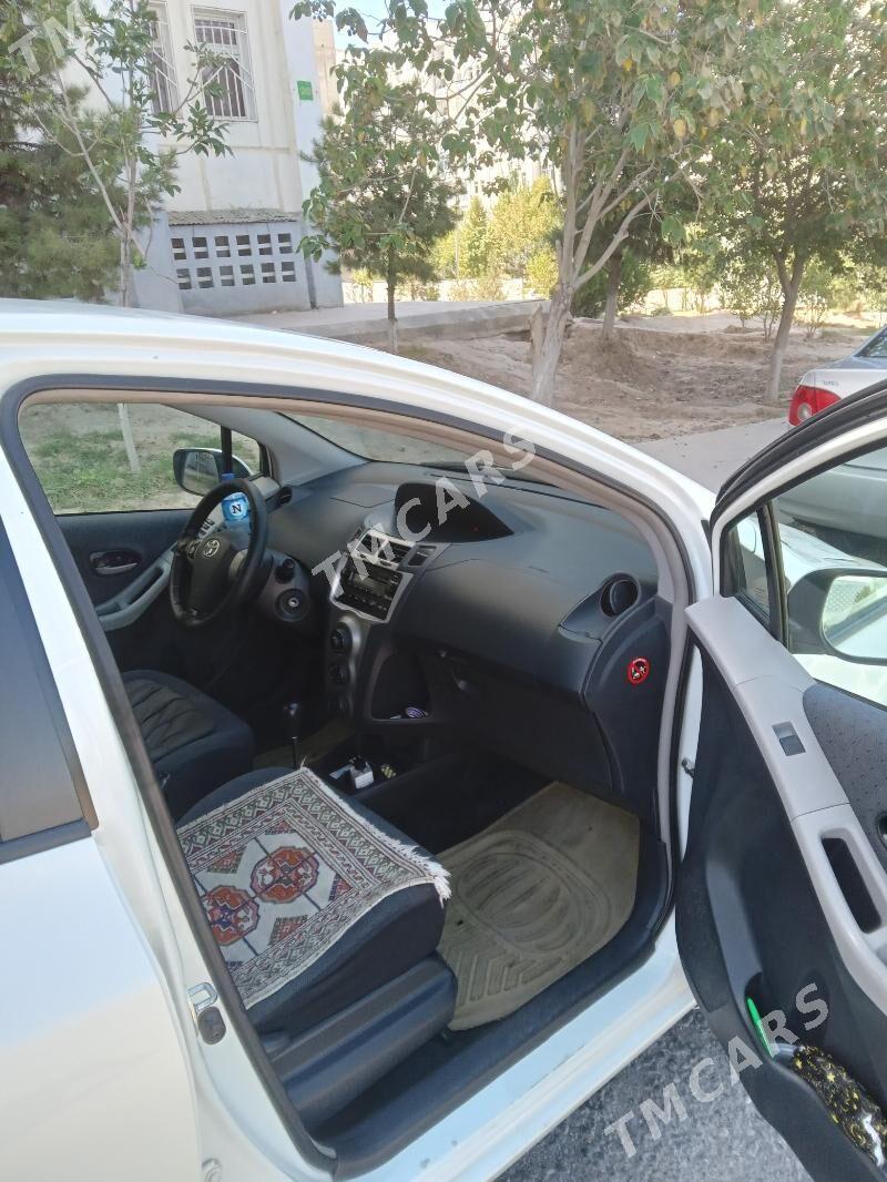 Toyota Yaris 2010 - 115 000 TMT - Aşgabat - img 4