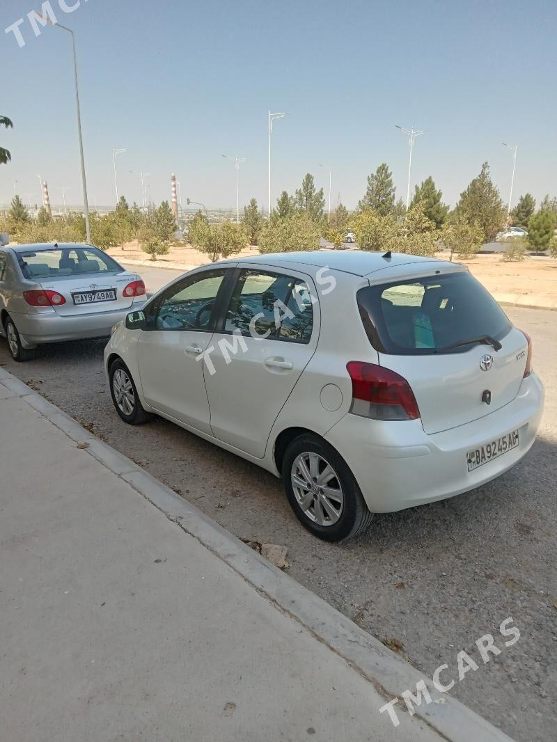 Toyota Yaris 2010 - 115 000 TMT - Aşgabat - img 3