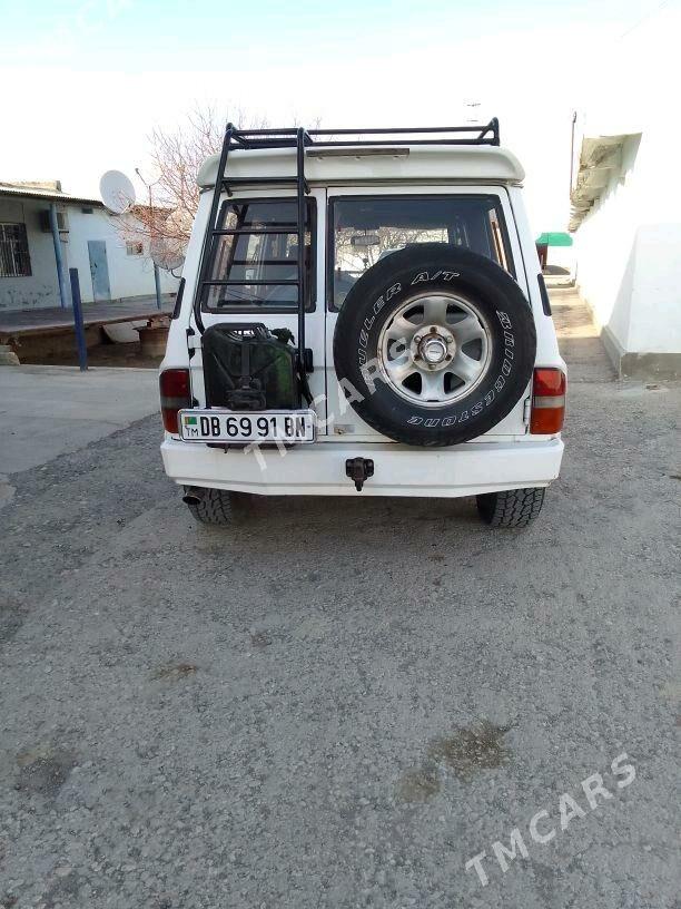 Nissan Patrol 1996 - 90 000 TMT - Gyzylarbat - img 3