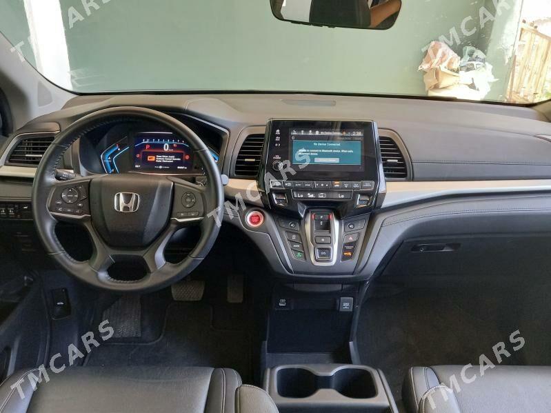 Honda Odyssey 2021 - 475 000 TMT - Ýalkym - img 3