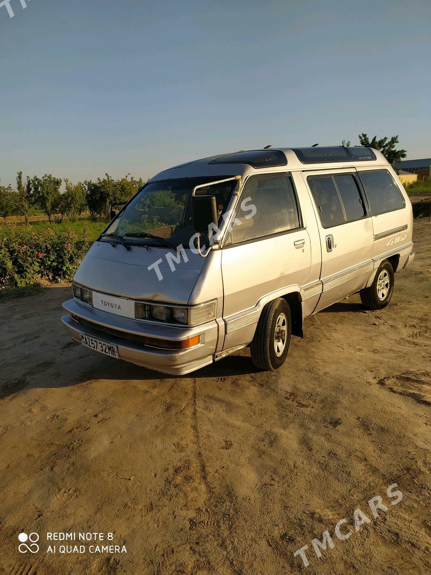 Toyota Town Ace 1987 - 30 000 TMT - Mary - img 2