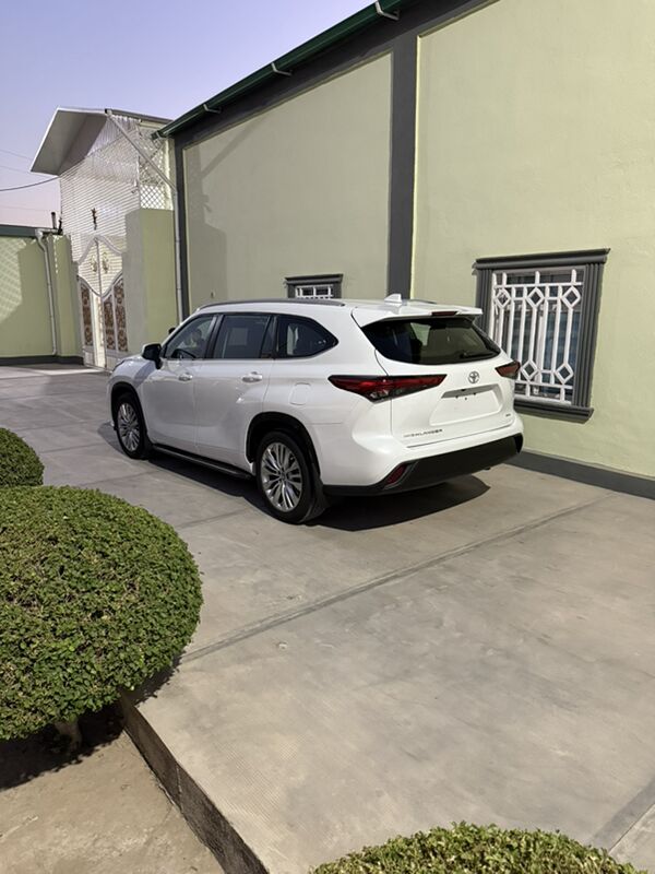 Toyota Highlander 2021 - 580 000 TMT - Aşgabat - img 3