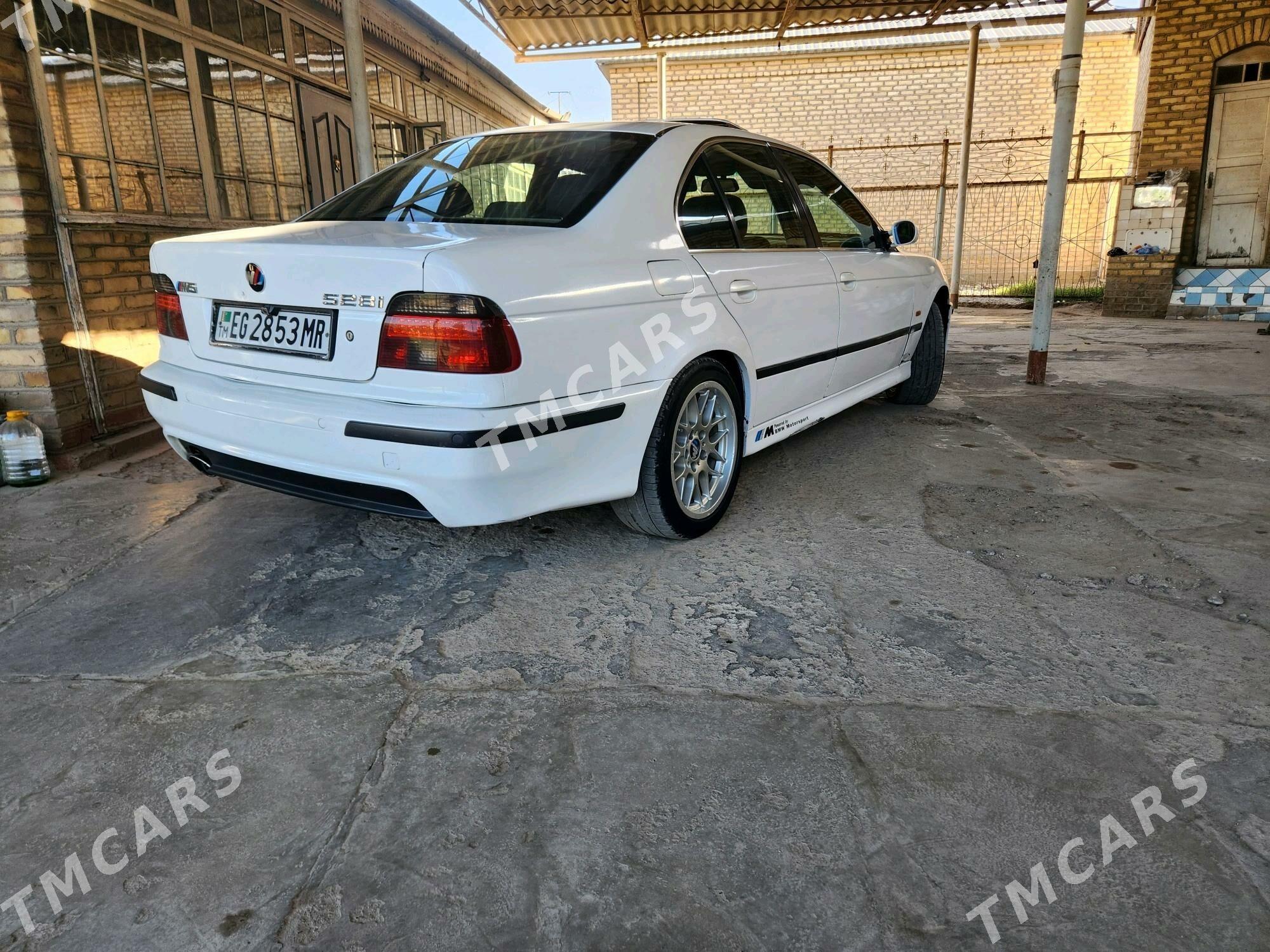 BMW E39 1998 - 90 000 TMT - Murgap - img 4