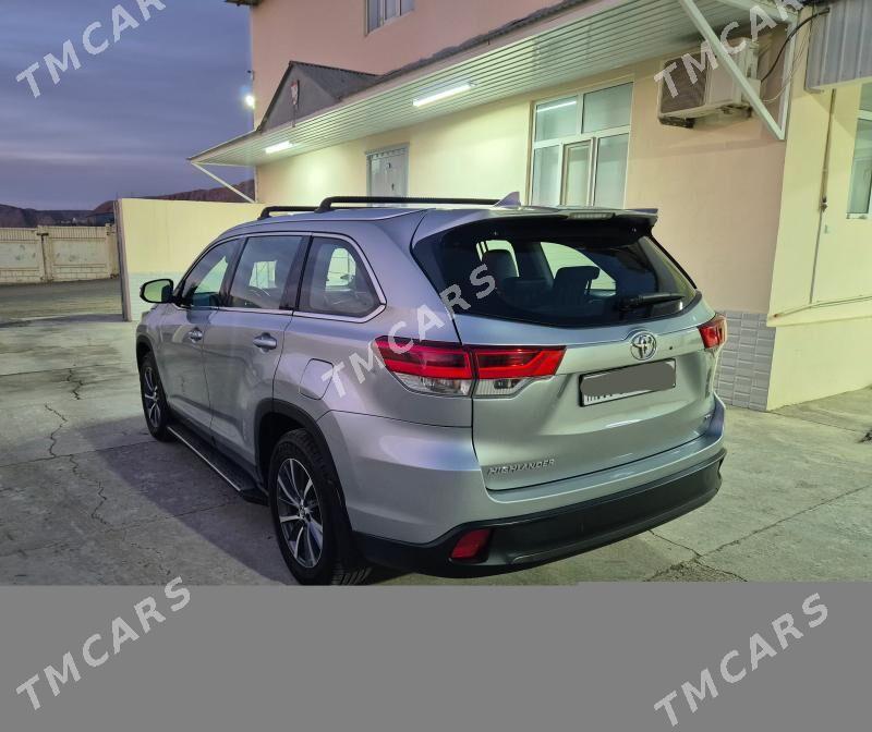 Toyota Highlander 2019 - 445 000 TMT - Туркменбаши - img 5