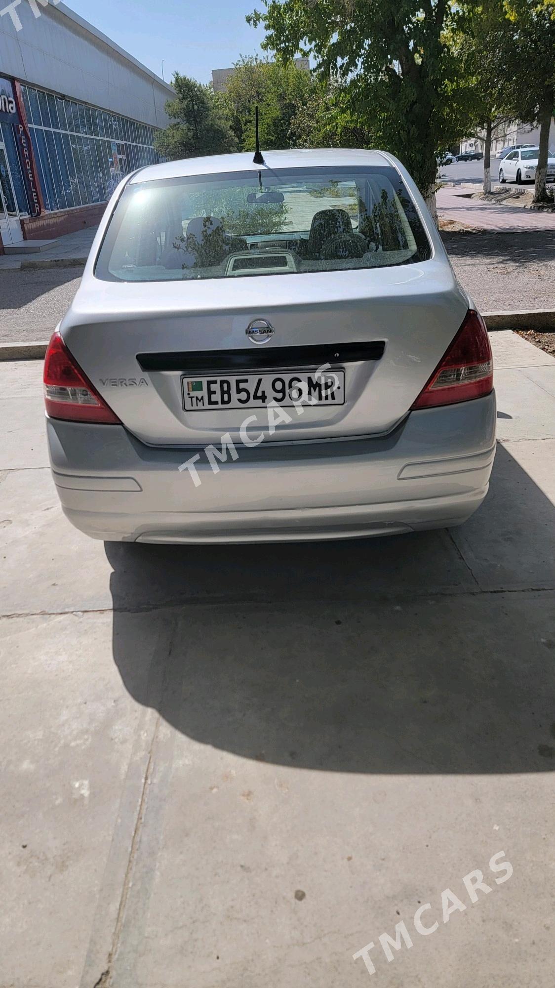 Nissan Versa 2010 - 92 000 TMT - Мары - img 4
