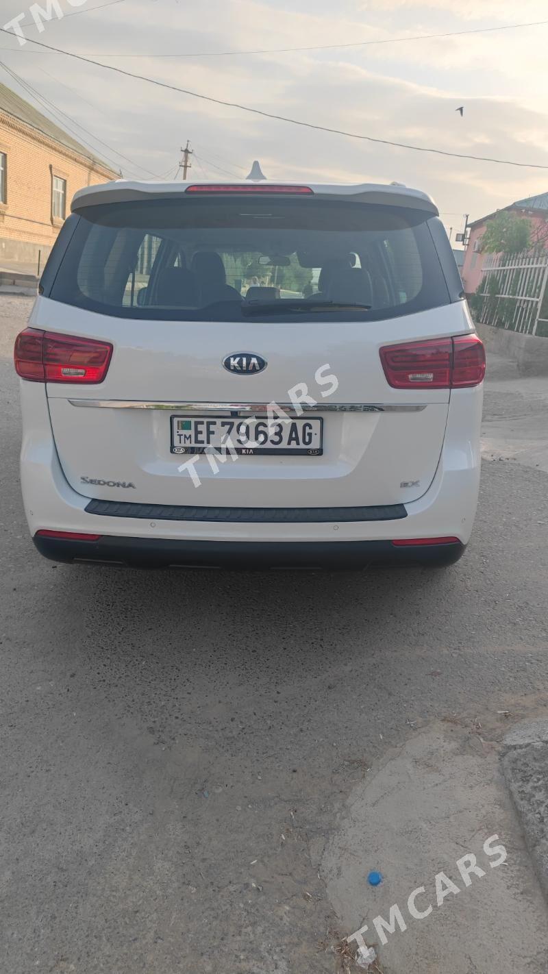 Kia Sedona 2020 - 358 000 TMT - Ашхабад - img 9