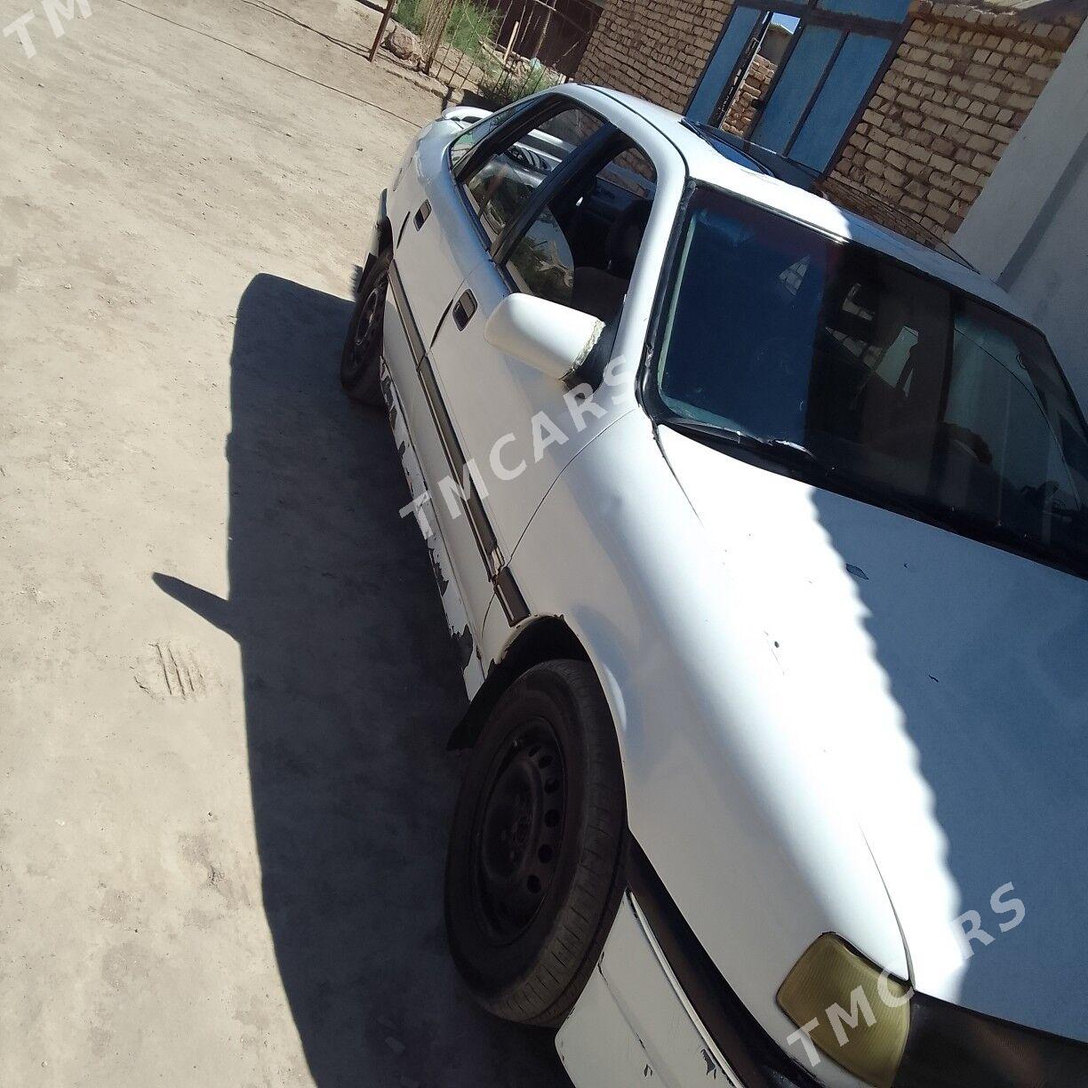 Opel Vectra 1991 - 24 000 TMT - Boldumsaz - img 4