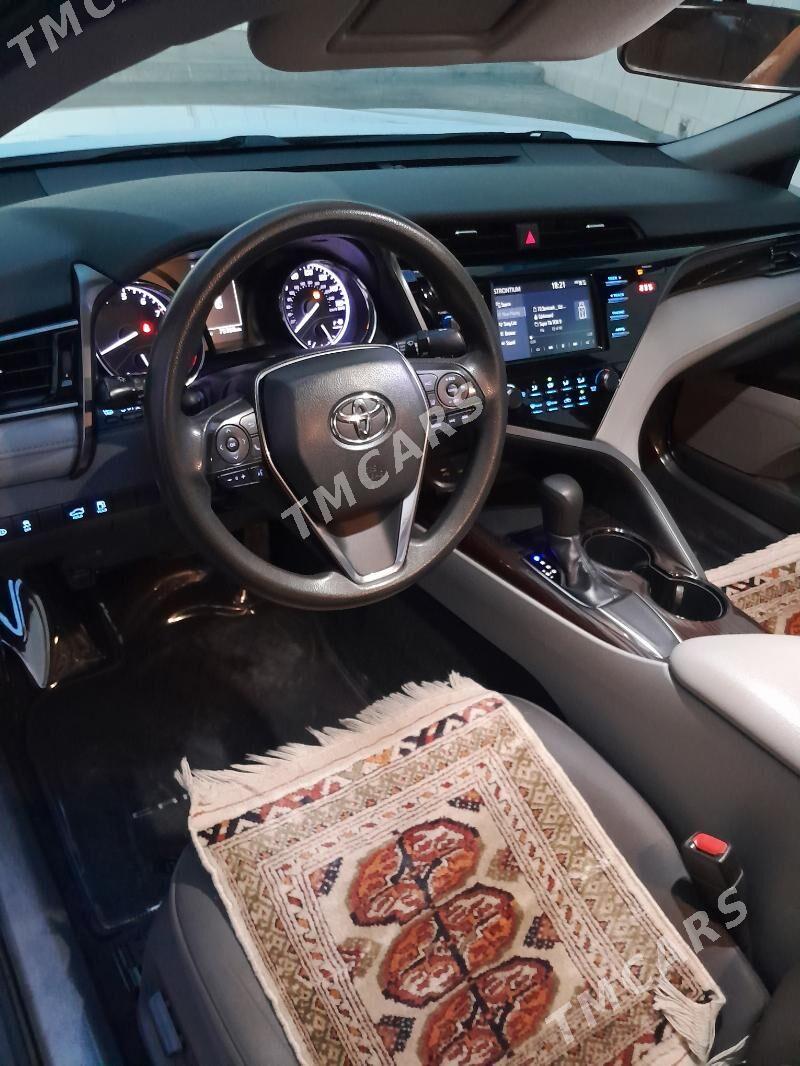 Toyota Camry 2019 - 325 000 TMT - Aşgabat - img 6