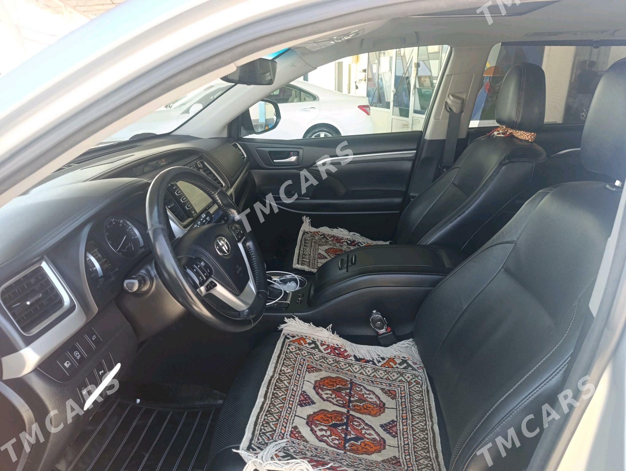 Toyota Highlander 2018 - 459 000 TMT - Туркменабат - img 5