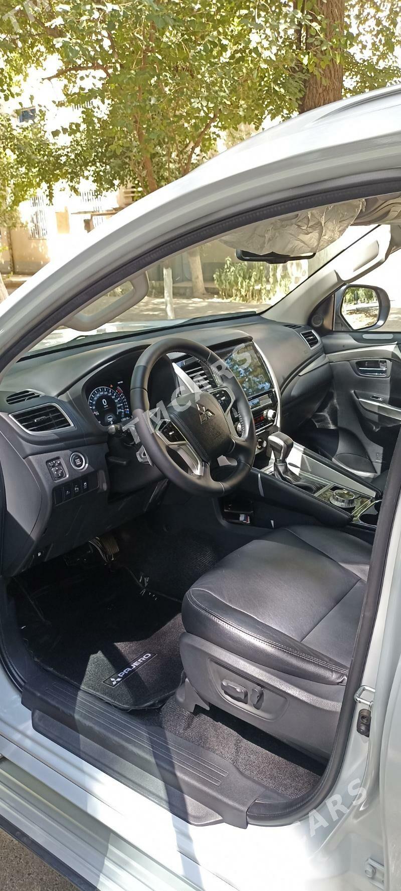 Mitsubishi Pajero 2020 - 420 000 TMT - Aşgabat - img 7