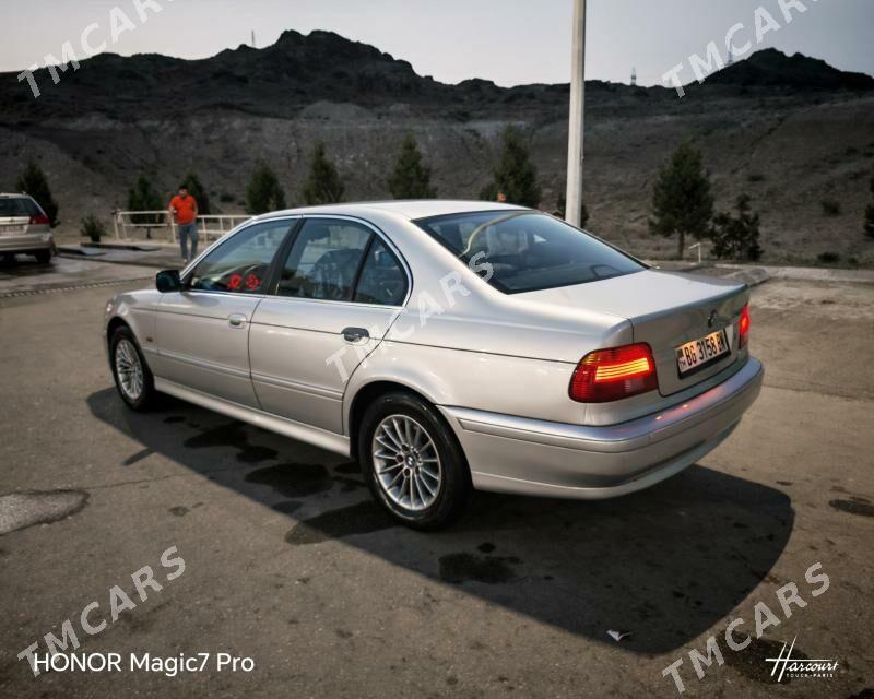 BMW E39 1998 - 100 000 TMT - Türkmenbaşy - img 4