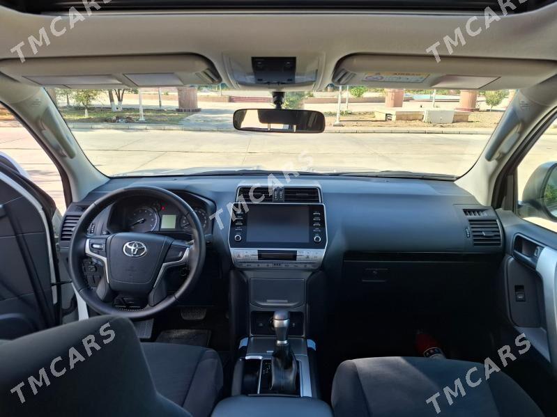 Toyota Land Cruiser Prado 2023 - 1 000 000 TMT - Туркменабат - img 8