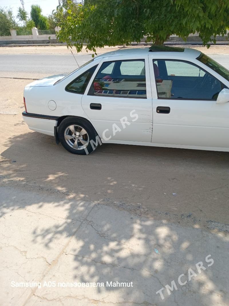 Opel Vectra 1993 - 36 000 TMT - Seýdi - img 2