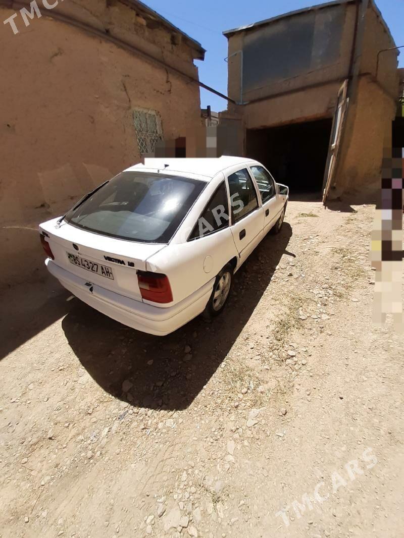 Opel Vectra 1994 - 35 000 TMT - Бахарден - img 2