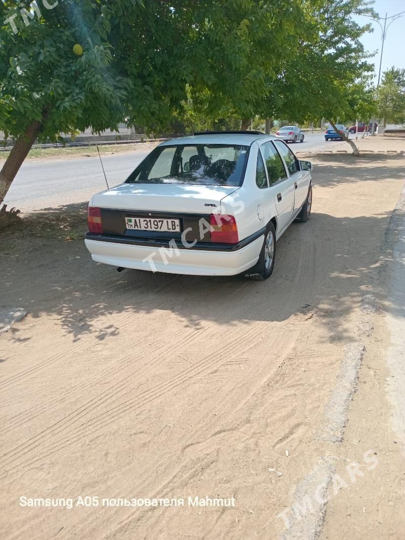 Opel Vectra 1993 - 36 000 TMT - Seýdi - img 3