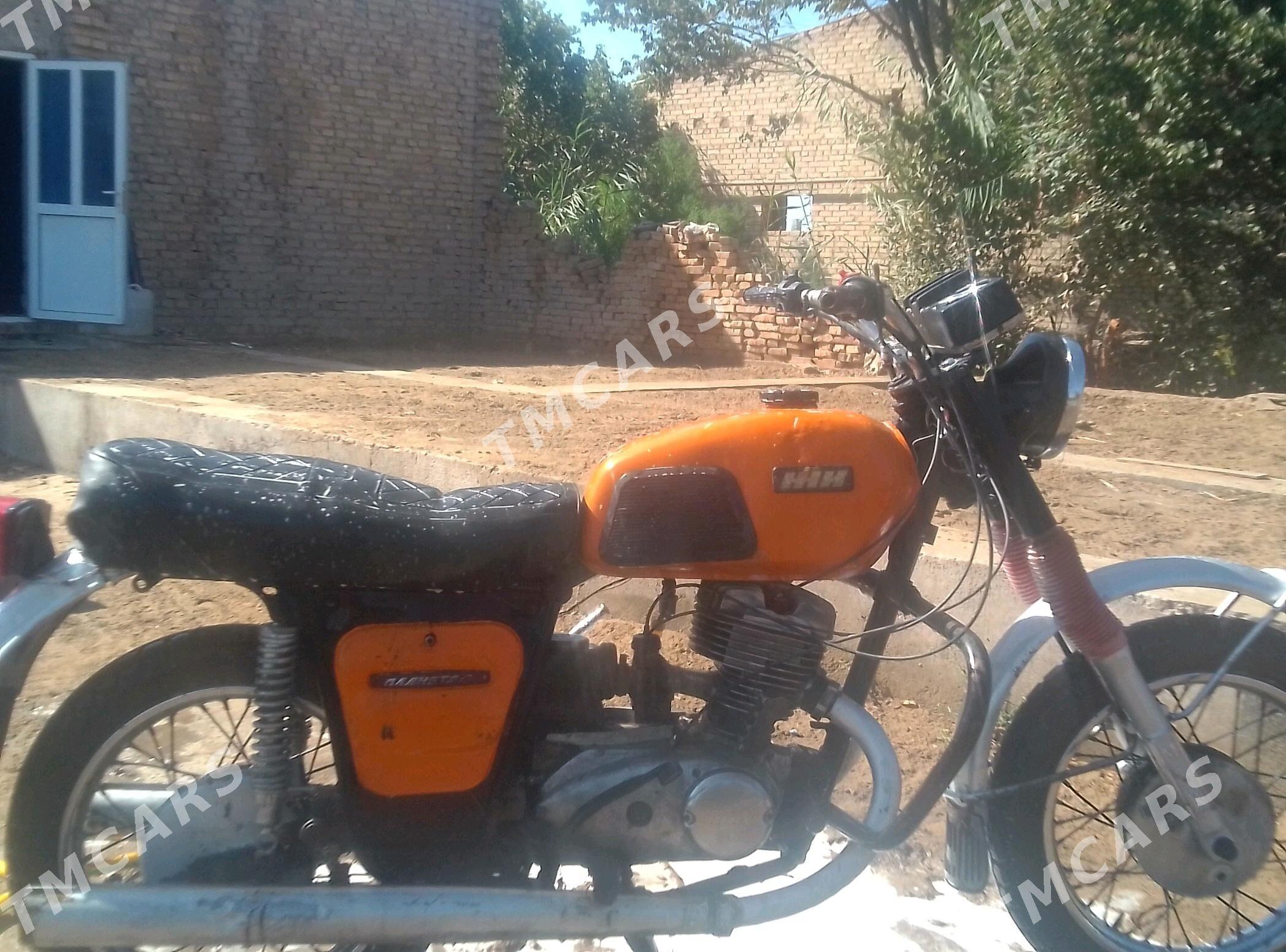 Iž Planeta 4 2015 - 9 000 TMT - Çärjew - img 3