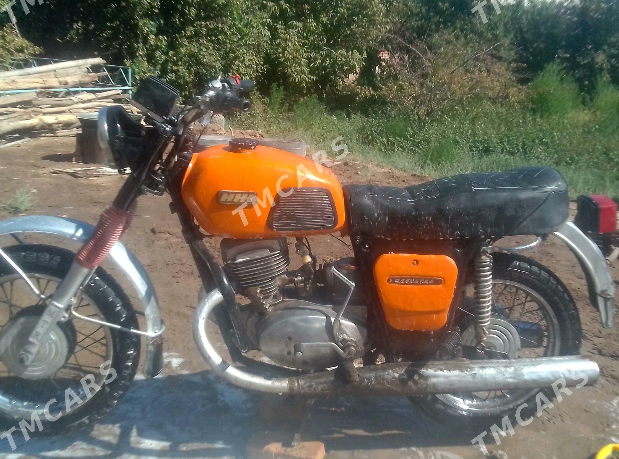 Iž Planeta 4 2015 - 9 000 TMT - Çärjew - img 5