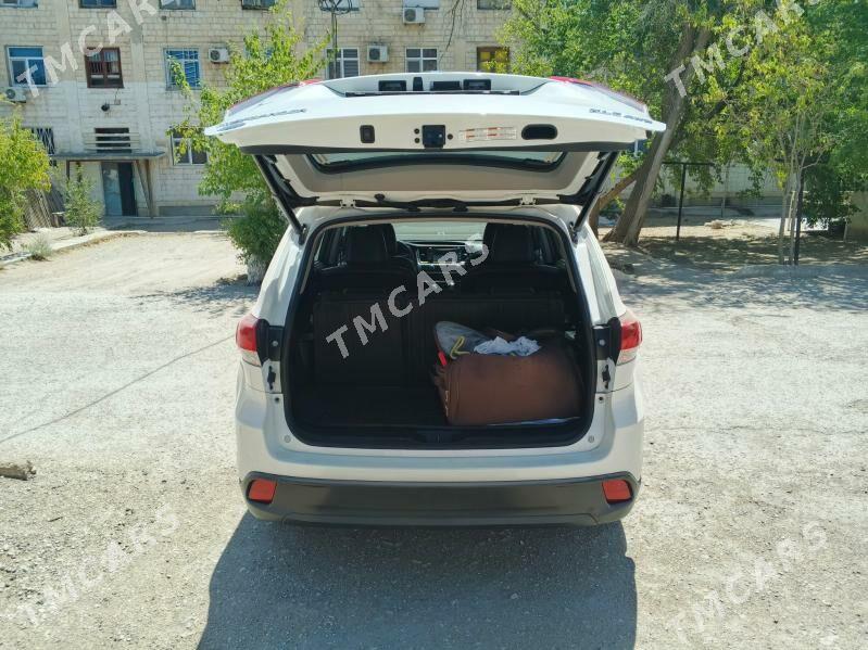 Toyota Highlander 2019 - 440 000 TMT - Балканабат - img 2