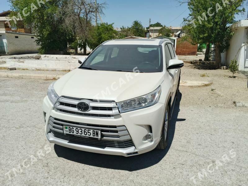 Toyota Highlander 2019 - 440 000 TMT - Балканабат - img 5