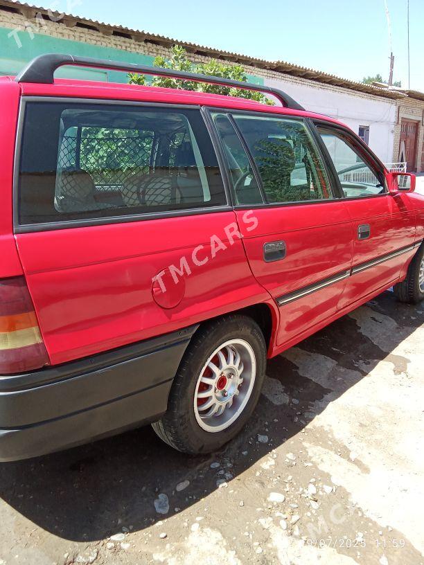Opel Astra 1993 - 35 000 TMT - Дашогуз - img 10