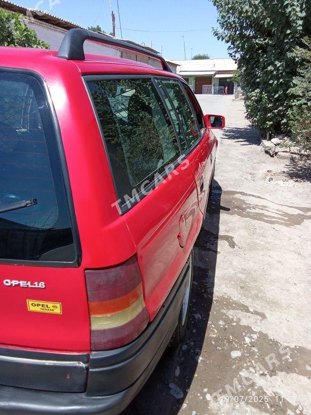 Opel Astra 1993 - 35 000 TMT - Дашогуз - img 6