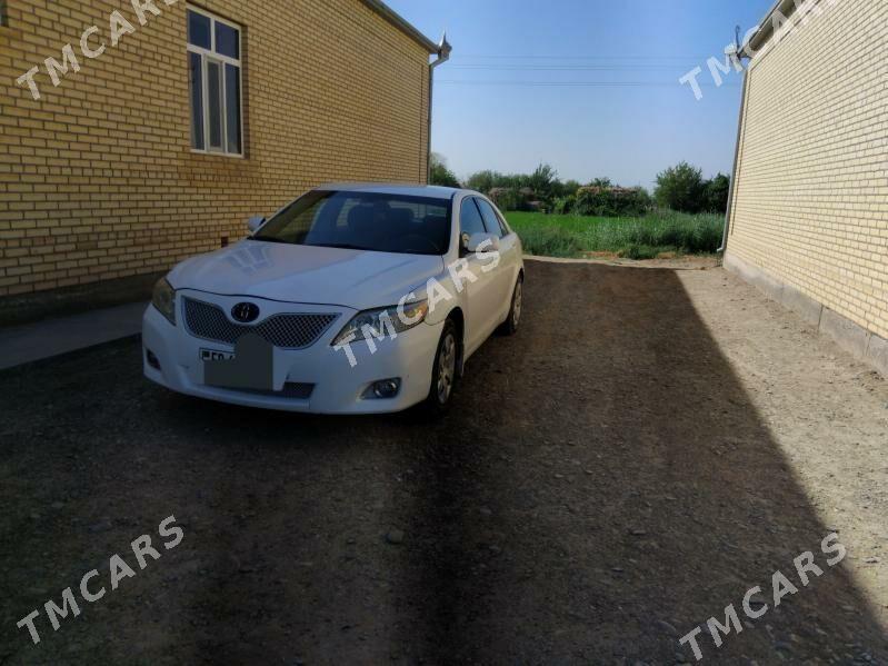 Toyota Camry 2010 - 115 000 TMT - Murgap - img 4