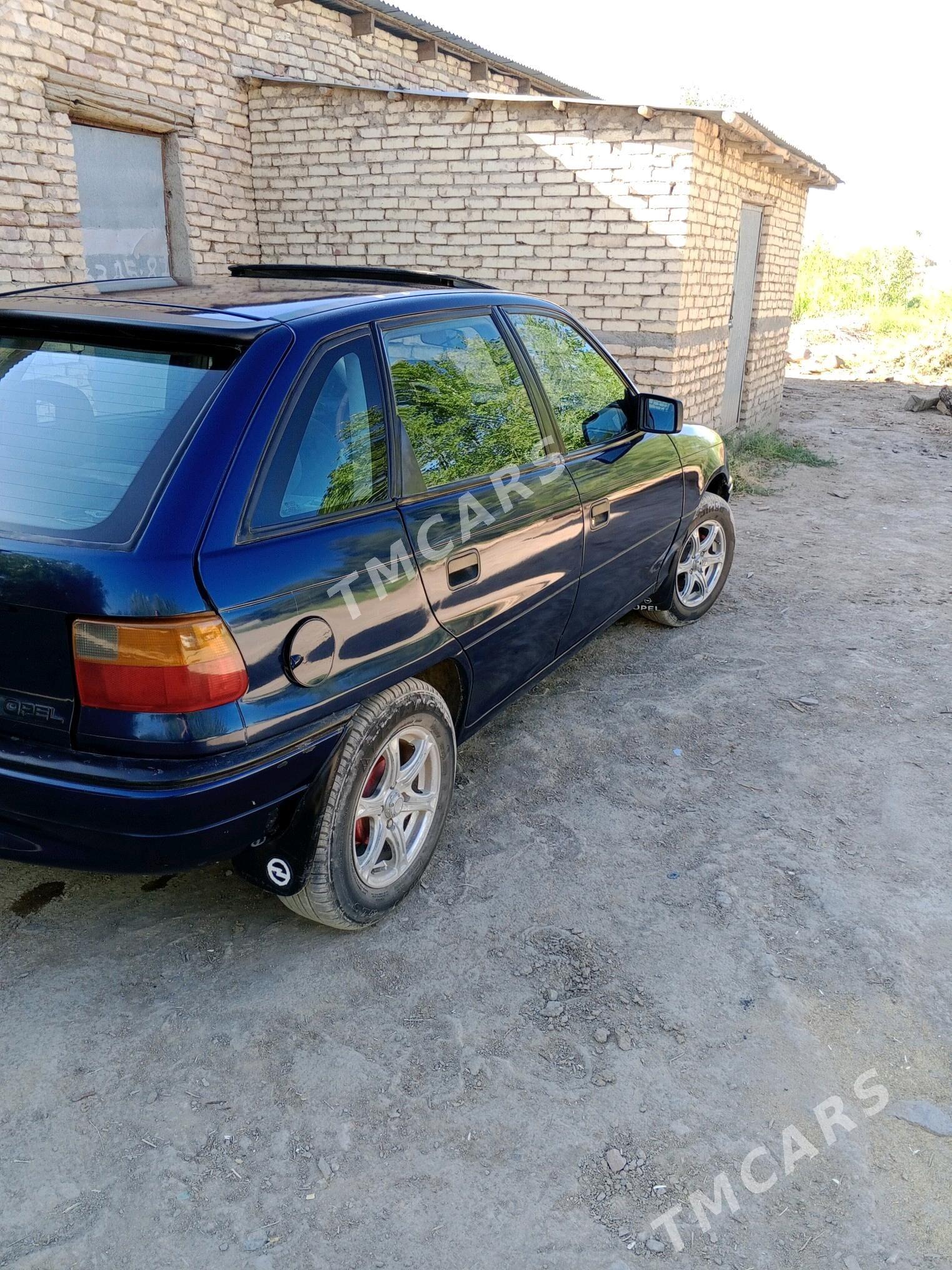 Opel Astra 1993 - 50 000 TMT - Кёнеургенч - img 2