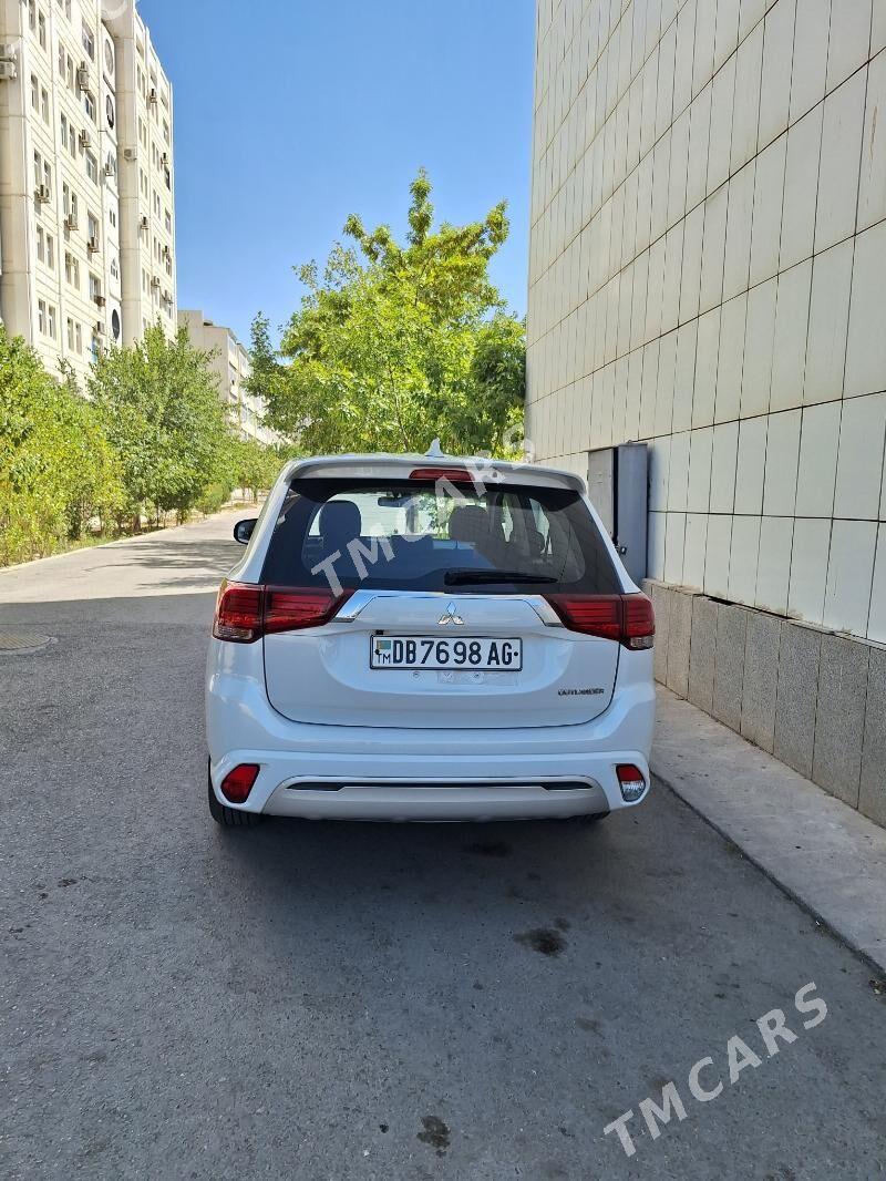 Mitsubishi Outlander 2022 - 305 000 TMT - Parahat 2 - img 2