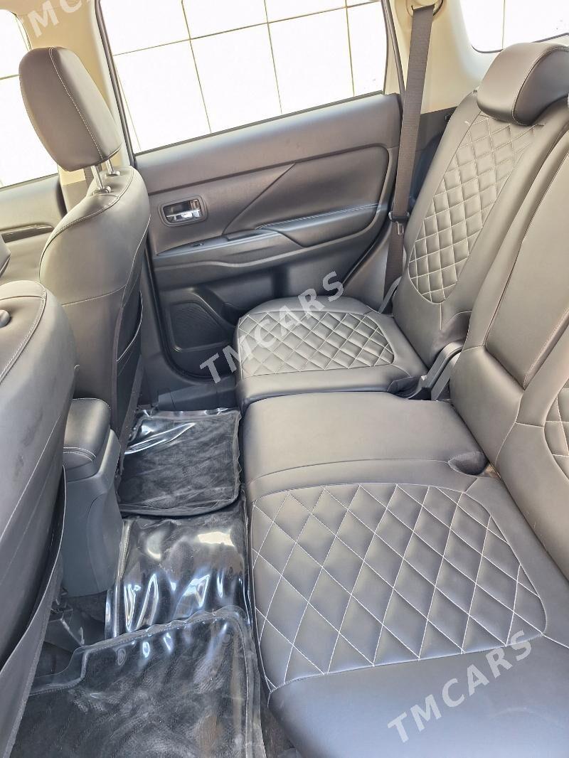 Mitsubishi Outlander 2022 - 305 000 TMT - Parahat 2 - img 4